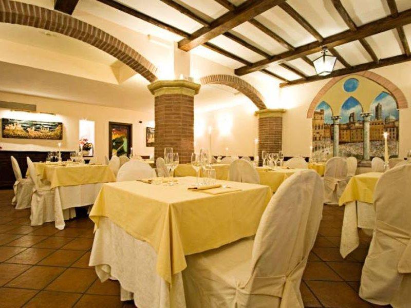 Hotel Athena 4*
